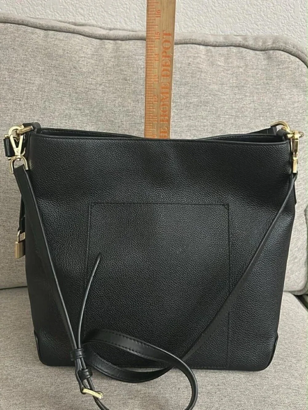 Michael Kors Black Hayes Leather Bucket Shoulder / Crossbody Bag